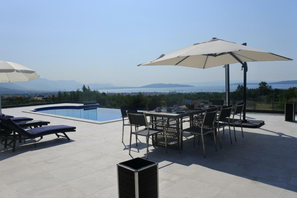 Villa Orao Kaštel Novi المظهر الخارجي الصورة