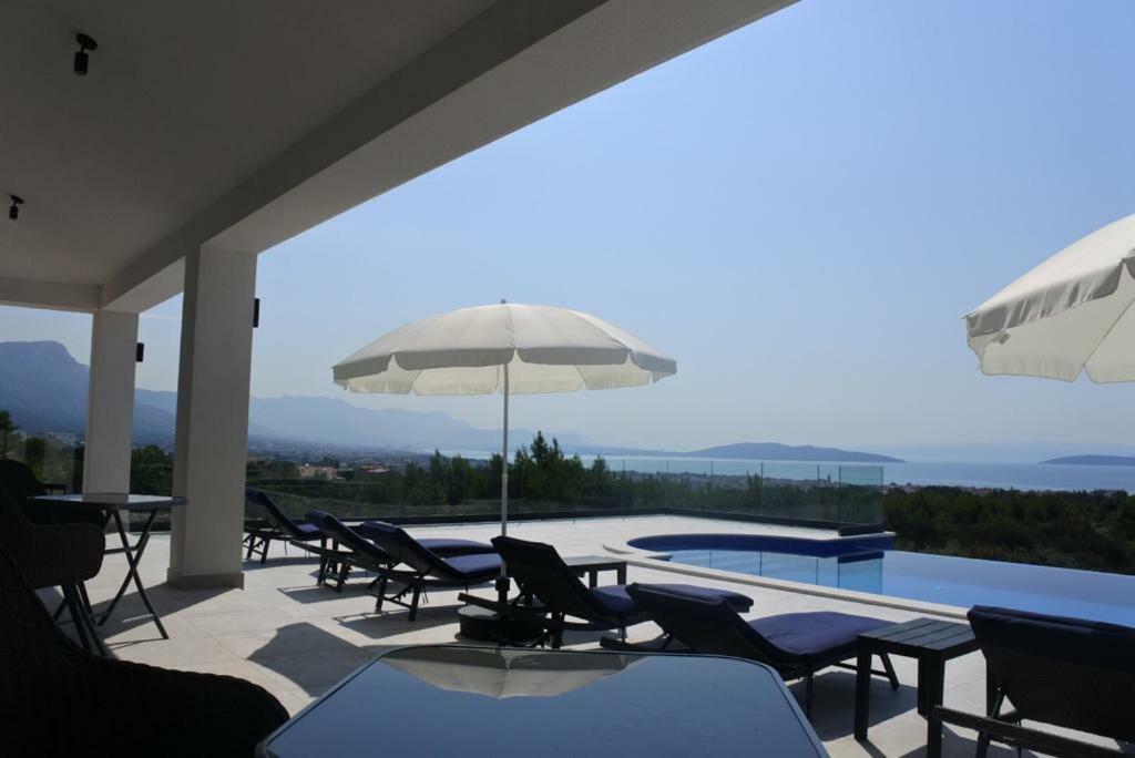 Villa Orao Kaštel Novi المظهر الخارجي الصورة